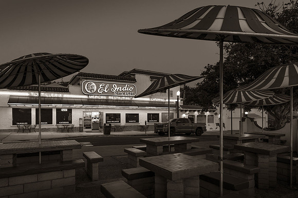 "El Indio Since 1940"