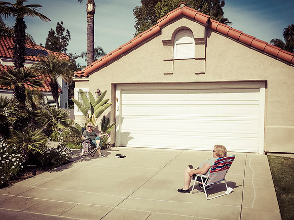 Nicole Toesca "Social Distance"