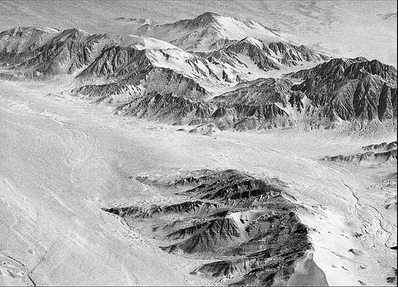 Howarth: "Nazca #3"